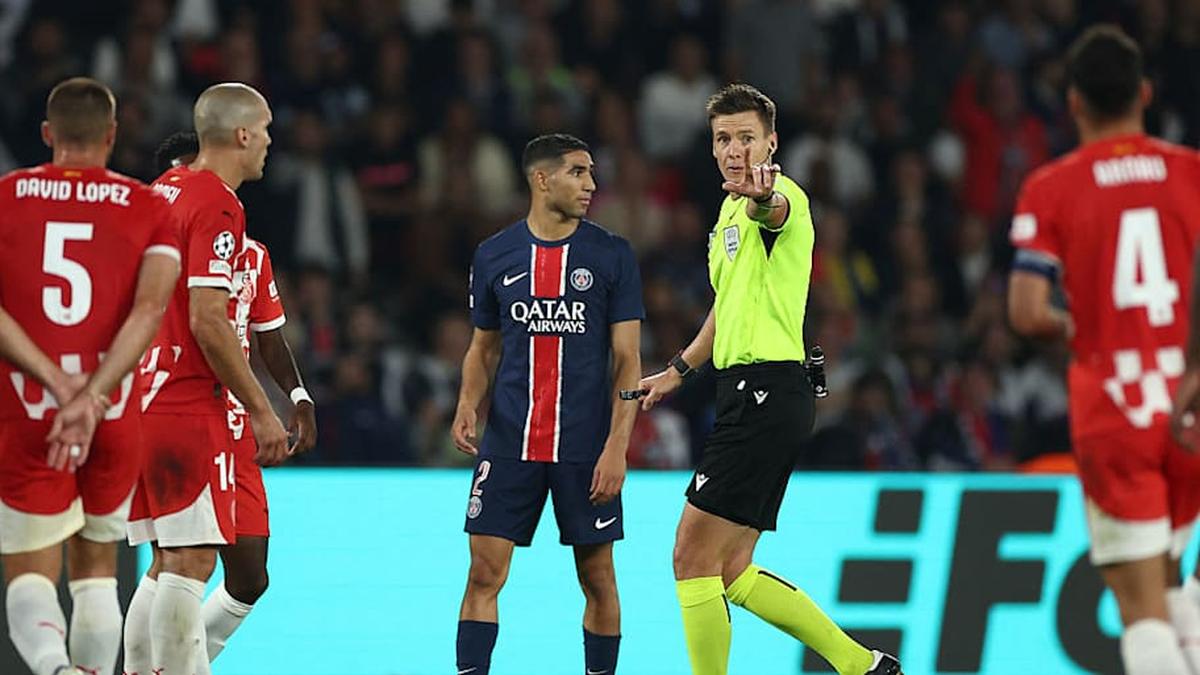  Both teams are unbeaten with Siebert as their referee. | FRANCK FIFE/AFP/Getty Images 