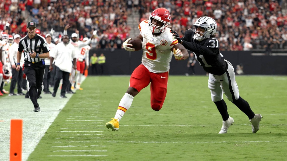 After Patriots Rout, Raiders' Defense Has a Problem It Can't Ignore