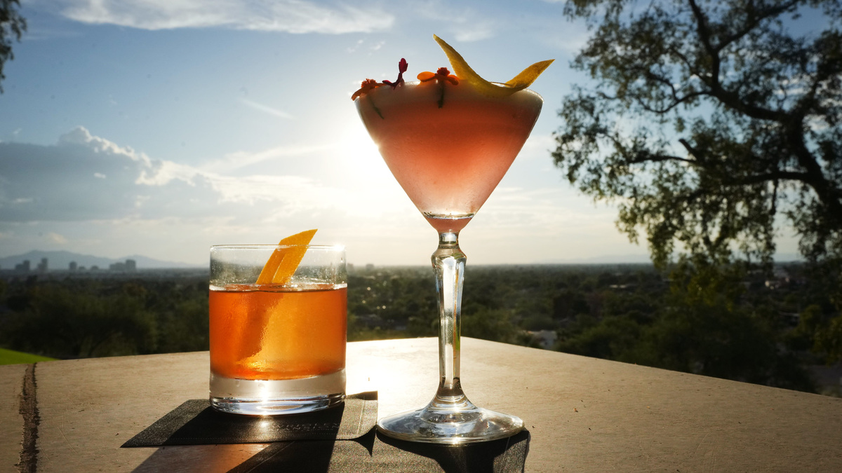Why a storied Phoenix restaurant is my platonic ideal of a bar ...