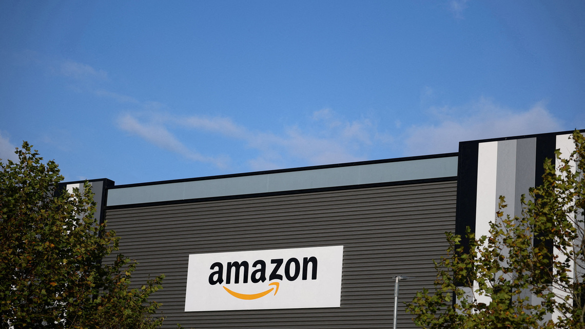 Amazon reinstates binding arbitration, bars class-action lawsuits 