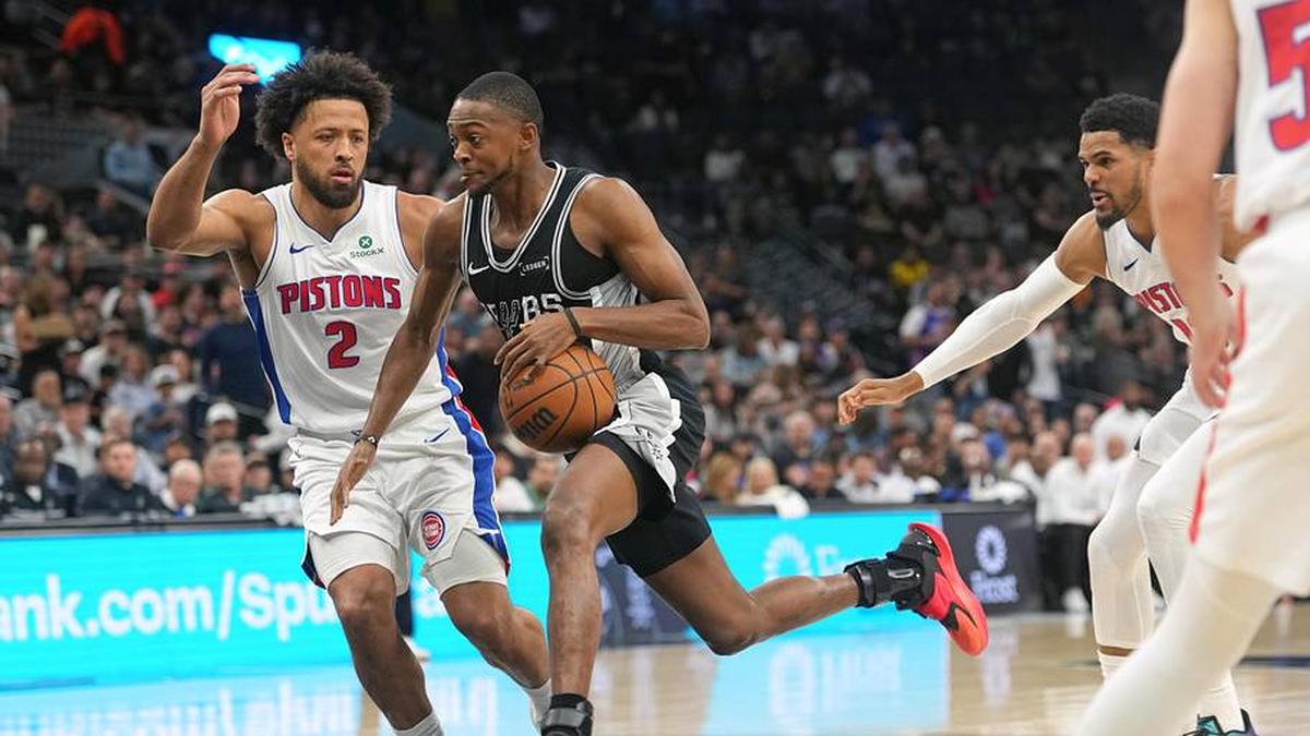  Spurs guard De'Aaron Fox missed two games in the Western Conference finals and needs to be at his best in the NBA Finals. | Scott Wachter-Imagn Images 