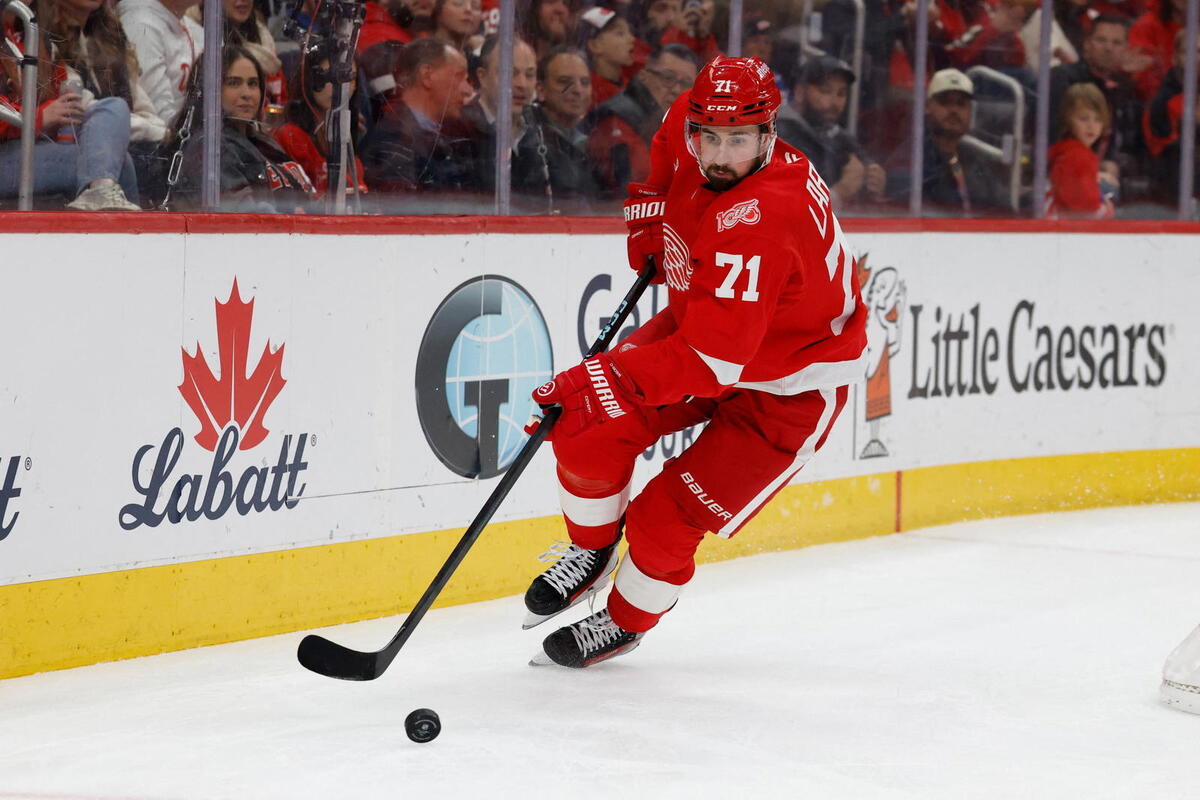  Where Does Dylan Larkin Fit Now? Re-Evaluating His Fit On Panthers, Golden Knights And Wild 
