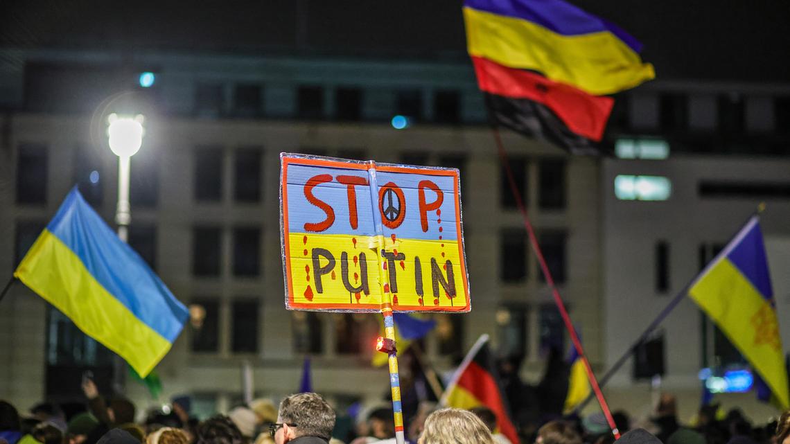 US abstention on UN's Ukraine peace vote prompt's ex-envoy's ire