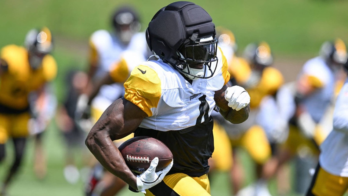 National Reporter Downplays Steelers' DK Metcalf, Michael Pittman Jr Injury Concerns 
