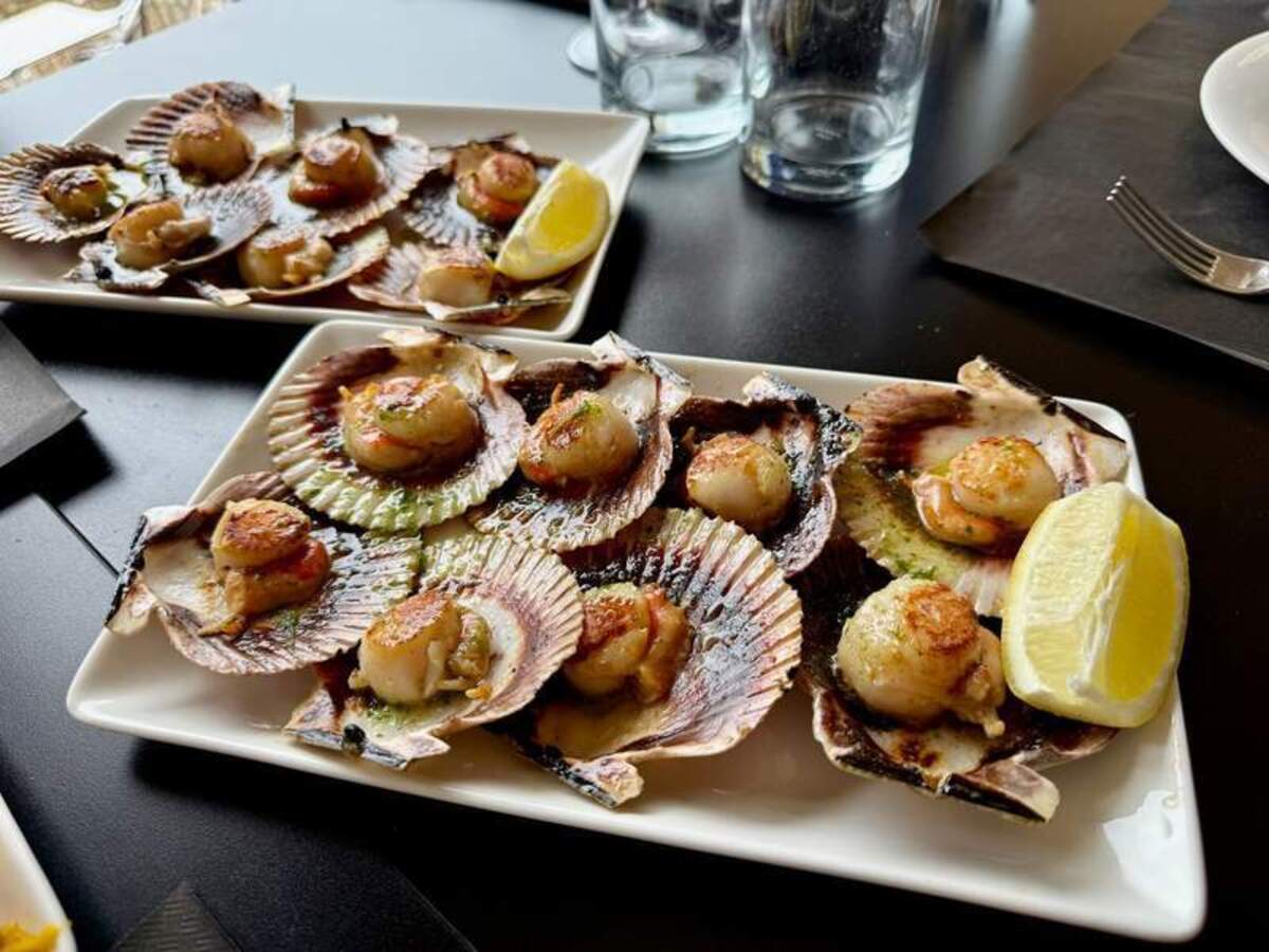 Scallops at the restaurant, O Balcón da Ribeira, in the village of Parada de Sil. Photo credit: Margot Black 