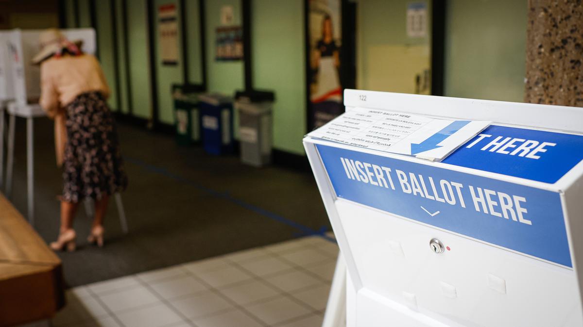 Ballot drop-off boxes are set up at the Santa Clara Registrar of Voters in San Jose, Calif., on Nov. 4, 2025. (Shae Hammond/Bay Area News Group/TNS)
