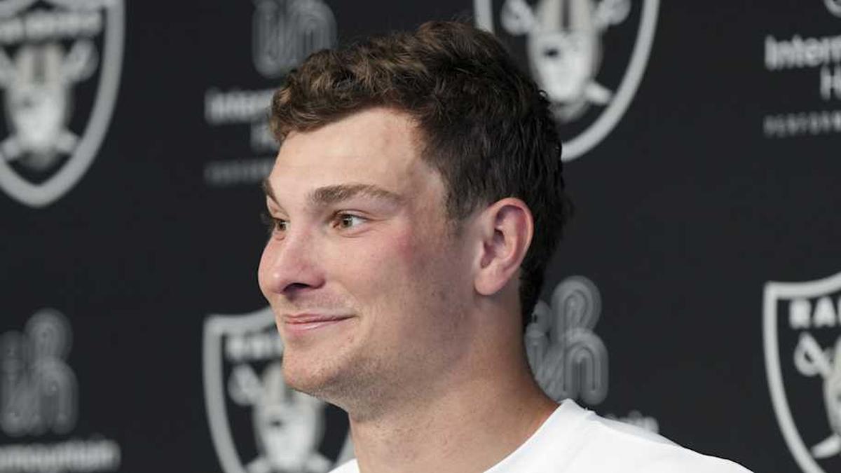  May 2, 2026; Henderson, NV, USA; Las Vegas Raiders quarterback Fernando Mendoza (15) speaks during a news conference at the team's Rookie Minicamp at Intermountain Health Performance Center. Mandatory Credit: Candice Ward-Imagn Images | Candice Ward-Imagn Images 