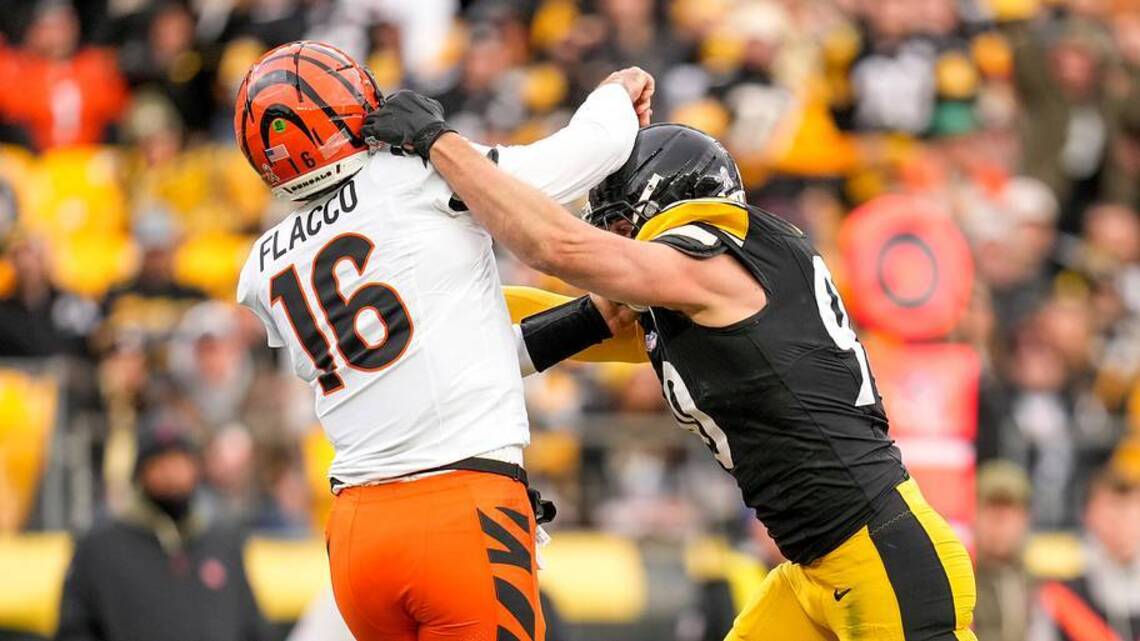 Joe Flacco Calls Out Steelers Star for Dirty Hit 