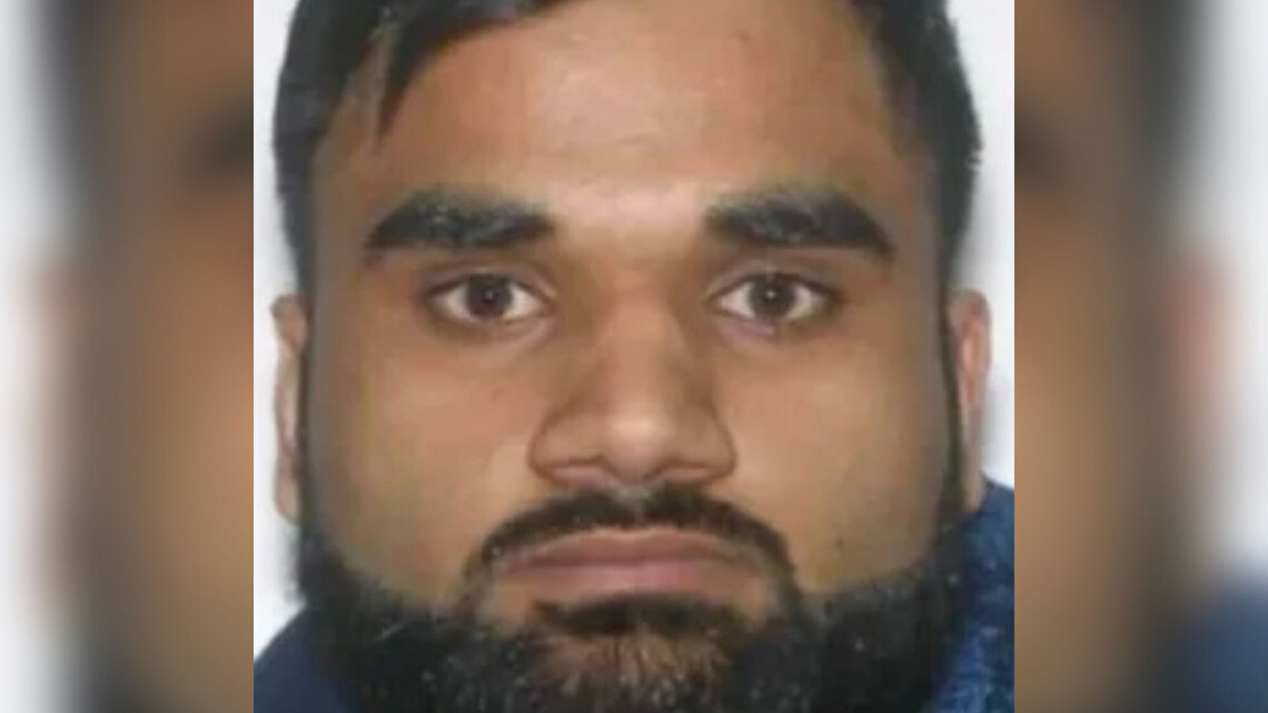 FBI Offers $1 Million Bounty on 'Most Wanted' Fugitive Linked to Murders 