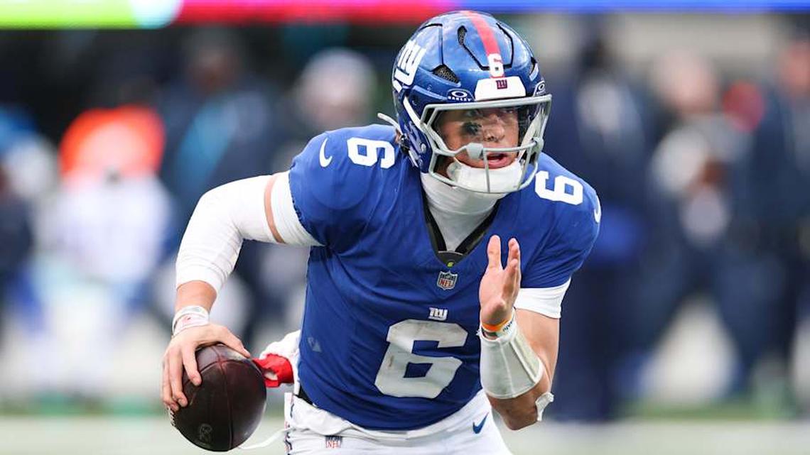 Giants coach Nagy doesn’t want QB Dart to be Mahomes