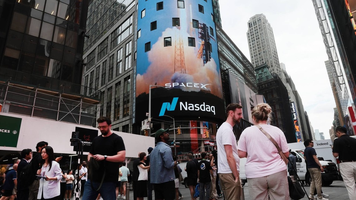 Vanguard says SpaceX portfolio impact will remain small 