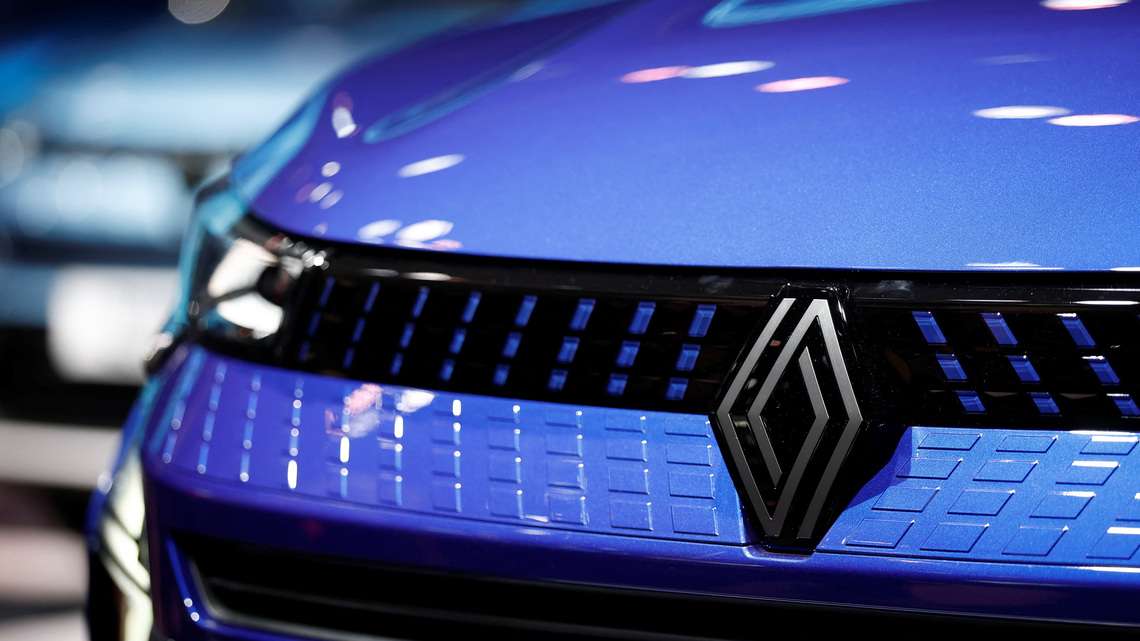 Renault Q3 revenue beats forecast as EV demand lifts shares 