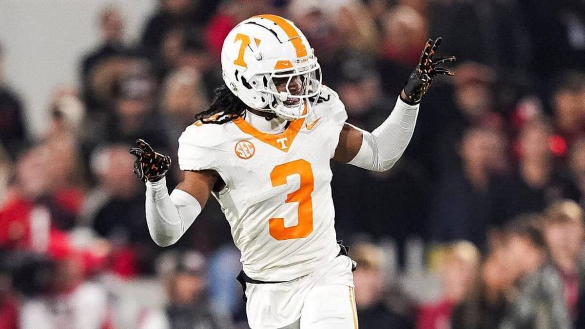  Tennessee defensive back Jermod McCoy (3) celebrates after making a play during a college football game between Tennessee and Georgia at Sanford Stadium in Athens, Ga., on Saturday, November 16, 2024. | Brianna Paciorka/News Sentinel / USA TODAY NETWORK via Imagn Images 