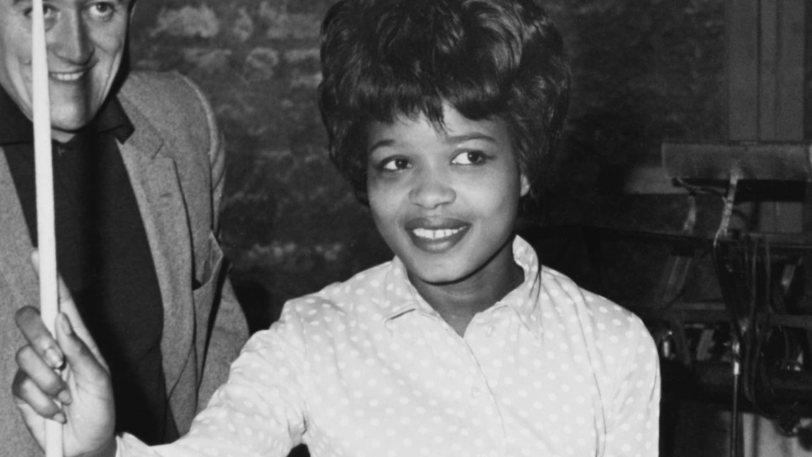 1962 Pop Song, Written by Carole King for Her Babysitter, Launched a 17-Year-Old Singer's Career 