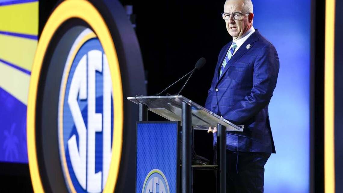 Judge's order prohibits SEC from blocking pro athletes' return 