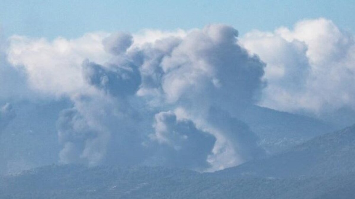 Smoke rises after an Israeli strike in southern Lebanon, as seen from the Israeli side of the border in the Upper Galilee on Sunday amid a cease-fire between Israel and Hezbollah. Photo by Atef Safadi/EPA