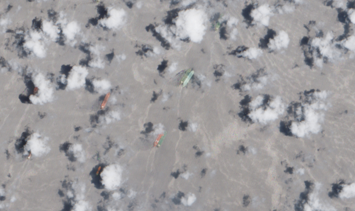 A satellite image of side-by-side ships at sea, off the coast of Fujairah, United Arab Emirates, June 6, 2026.  European Union/Copernicus Sentinel-2/Handout via REUTERS