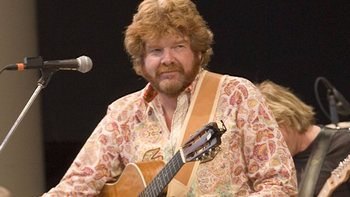 1976 Country Gold Hit, Written by a 20-Year-Old Future Jimmy Buffett Collaborator, Launched a 50-Year Legacy Career 