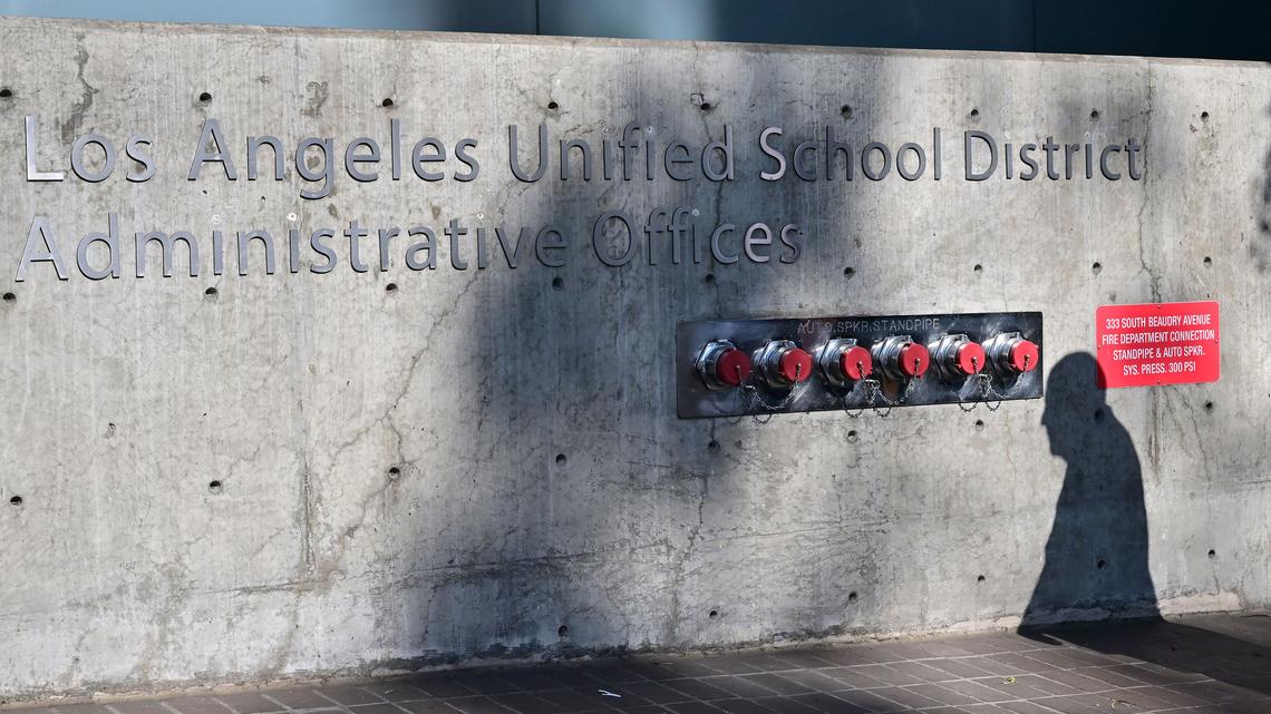 Trump administration looks to join suit alleging LAUSD discriminates against white students 