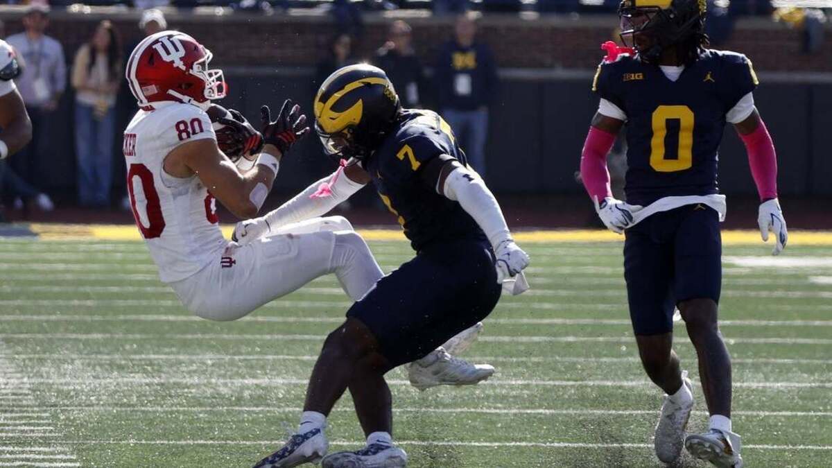 With its QB in question, Michigan rides defense into clash vs. Rutgers ...