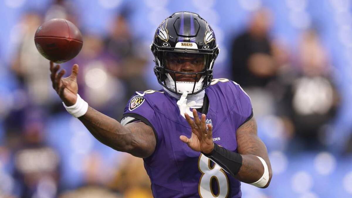  Patrick Mahomes's new deal could be good news for Lamar Jackson as the Ravens look to re-sign him. | Peter Casey-Imagn Images 