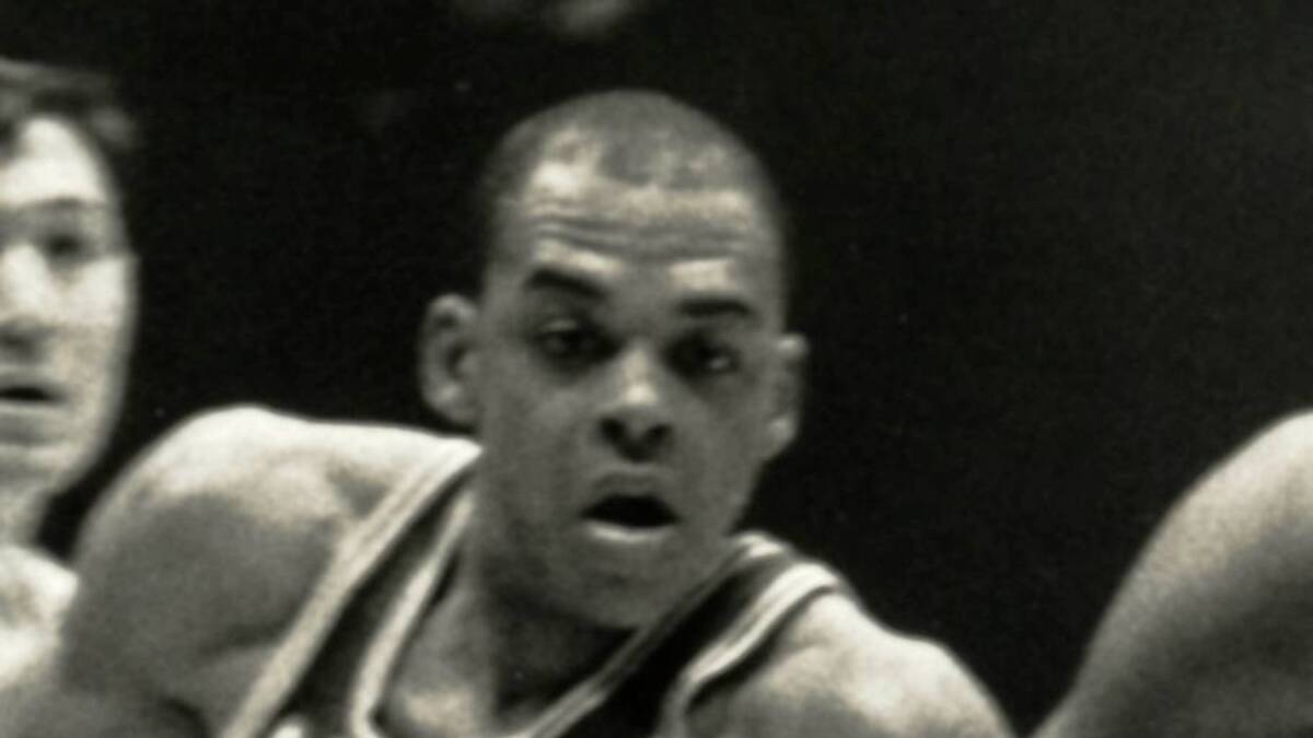  Unknown date; Cincinnati, OH, USA; Cincinnati Royals guard Oscar Robertson (14) in action against Los Angeles Lakers guard Walt Hazzard (42). Robertson, a 12-time NBA All Star, scored 26,710 points in 1,040 games and is the only player ever to average a triple double for a season in 1962 with 30.8 points per game, 12.5 rebounds per game and 11.4 assists per game. Mandatory Credit: Malcolm Emmons-USA TODAY Sports | IMAGN IMAGES via Reuters Connect 