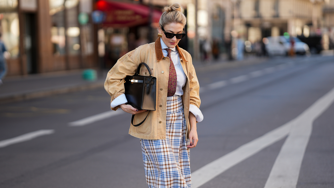 Cool Girls Are Replacing Checkered Tops With Fall-Coded Plaid Skirts 