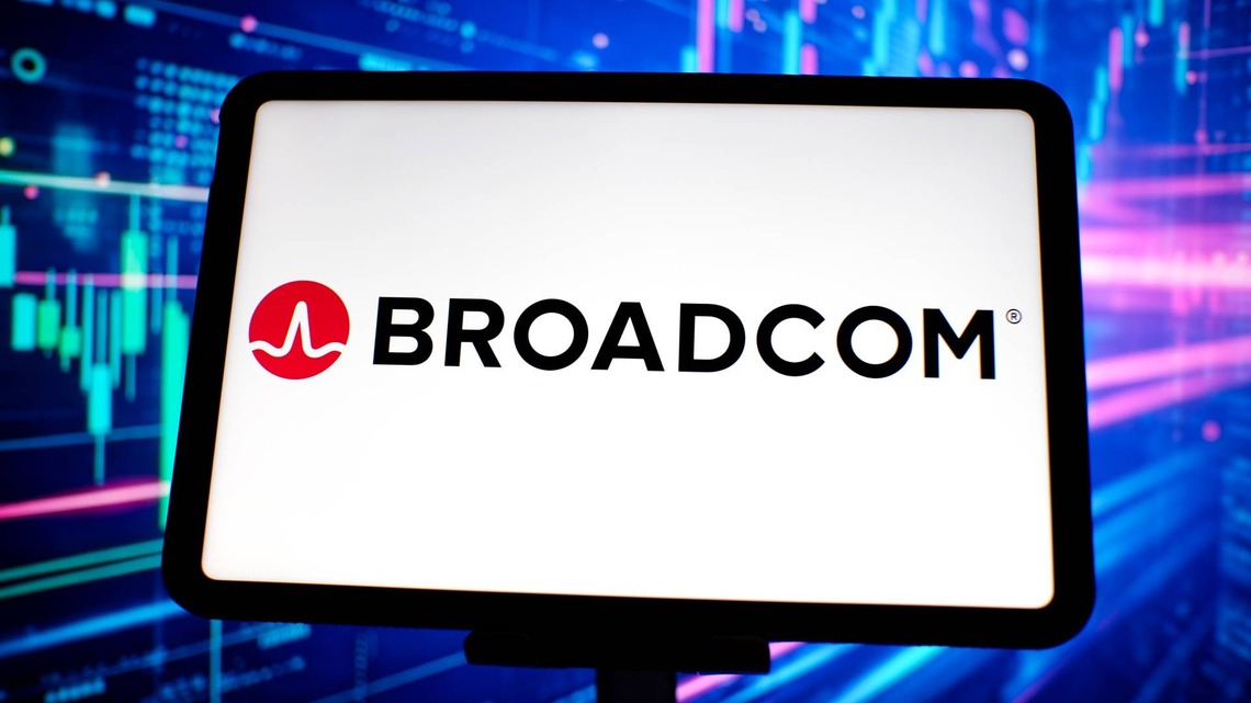 Broadcom Inc. Q3 2026 Earnings: Live Updates of $AVGO Earnings Call, Forecast 