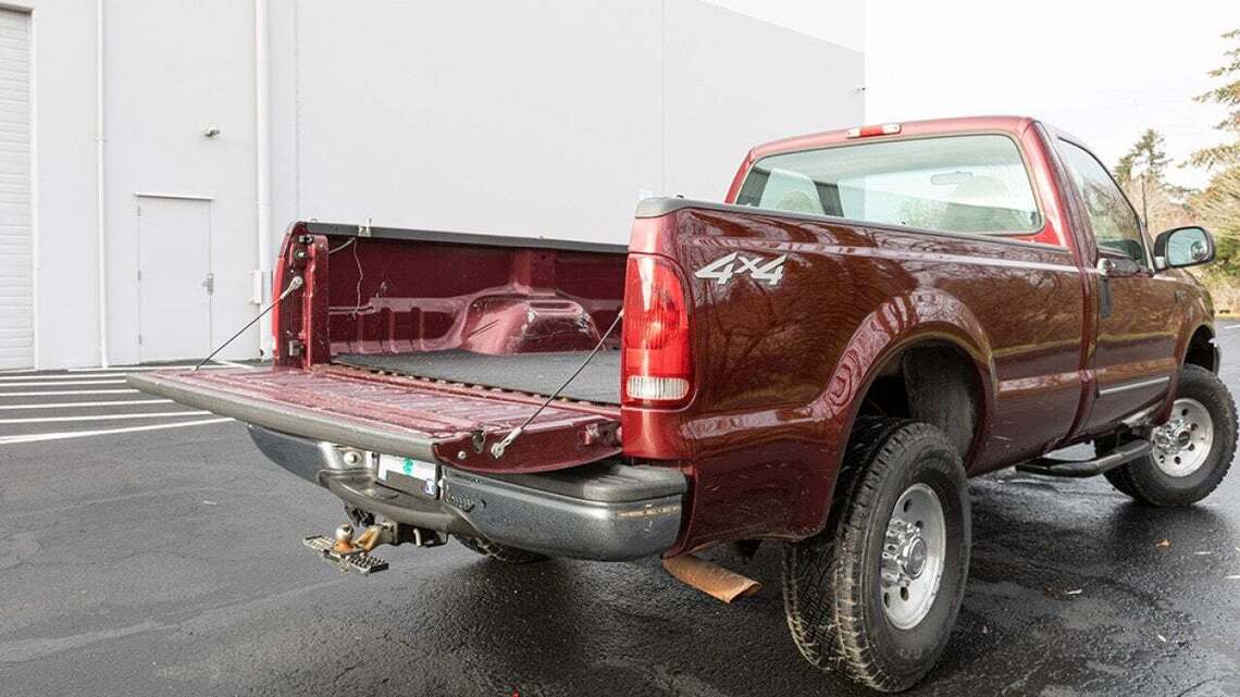 Tailgate theft prevention: How to keep your tailgate from being stolen 