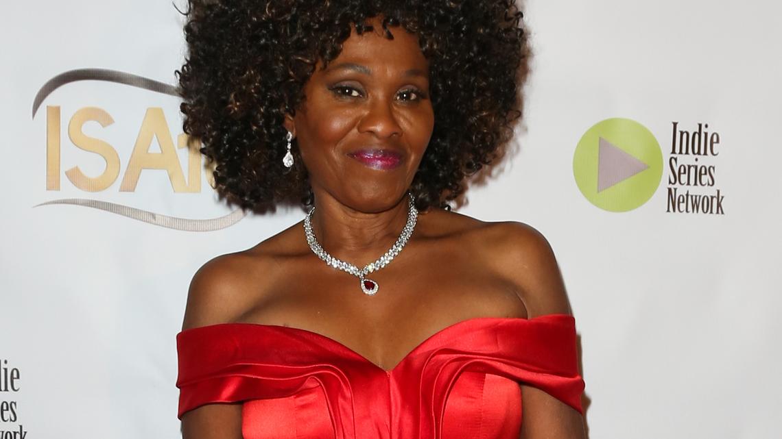 Young and the Restless' Dee Freeman Dead at 66 After 'Incurable' Lung Cancer 