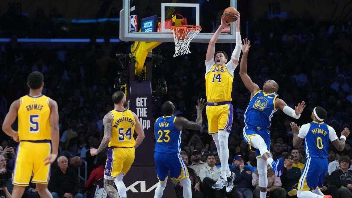 Clippers, Lakers renew rivalry with new stars leading way 