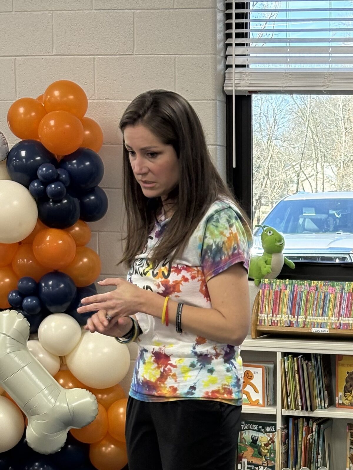 River goes to visit kids to spread love and teach lessonsBethany Van Meter