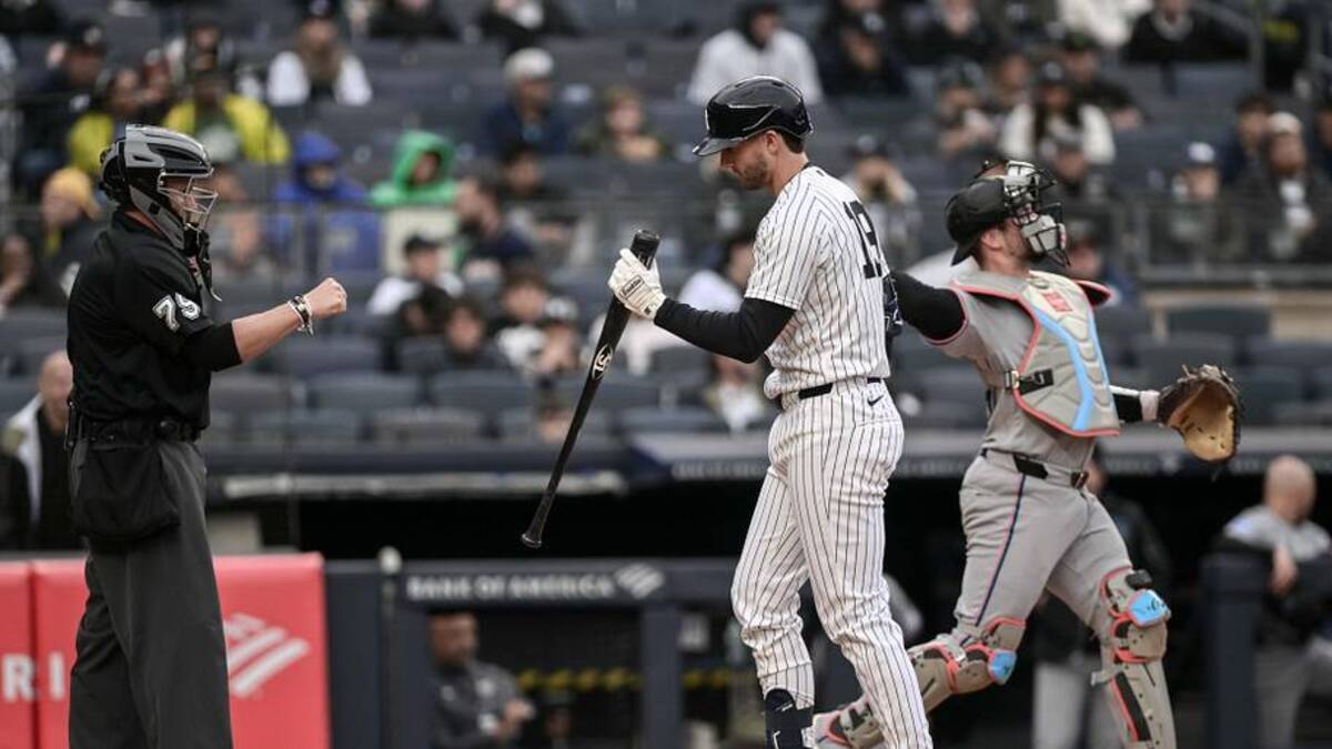  New York Yankees third baseman Ryan McMahon (19) reacts after striking out during the second inning against the Miami Marlins at Yankee Stadium. | John Jones-Imagn Images 