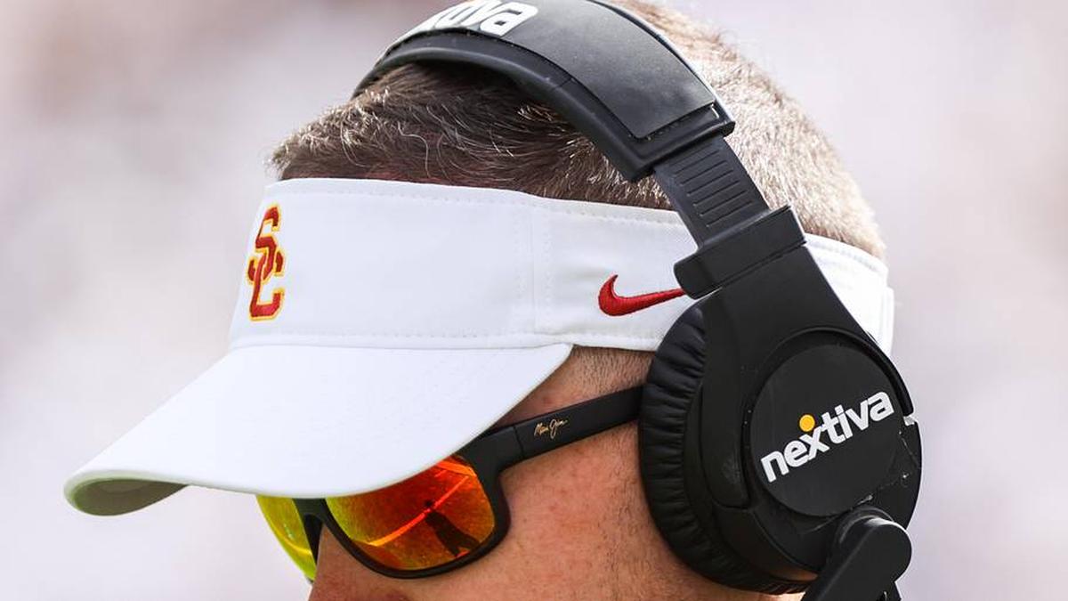  Sep 30, 2023; Boulder, Colorado, USA; USC Trojans head coach Lincoln Riley during the game against the Colorado Buffaloes at Folsom Field. Mandatory Credit: Chet Strange-Imagn Images | Chet Strange-Imagn Images 
