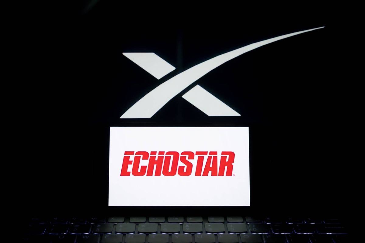  EchoStar inked spectrum deals with AT&T and SpaceX 