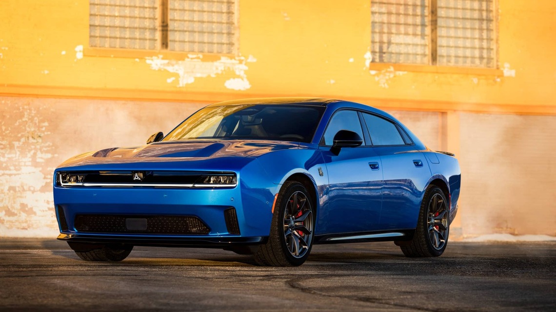 5 Reasons Why the Dodge Charger Scat Pack Plus Would Make a Great Dad Car 
