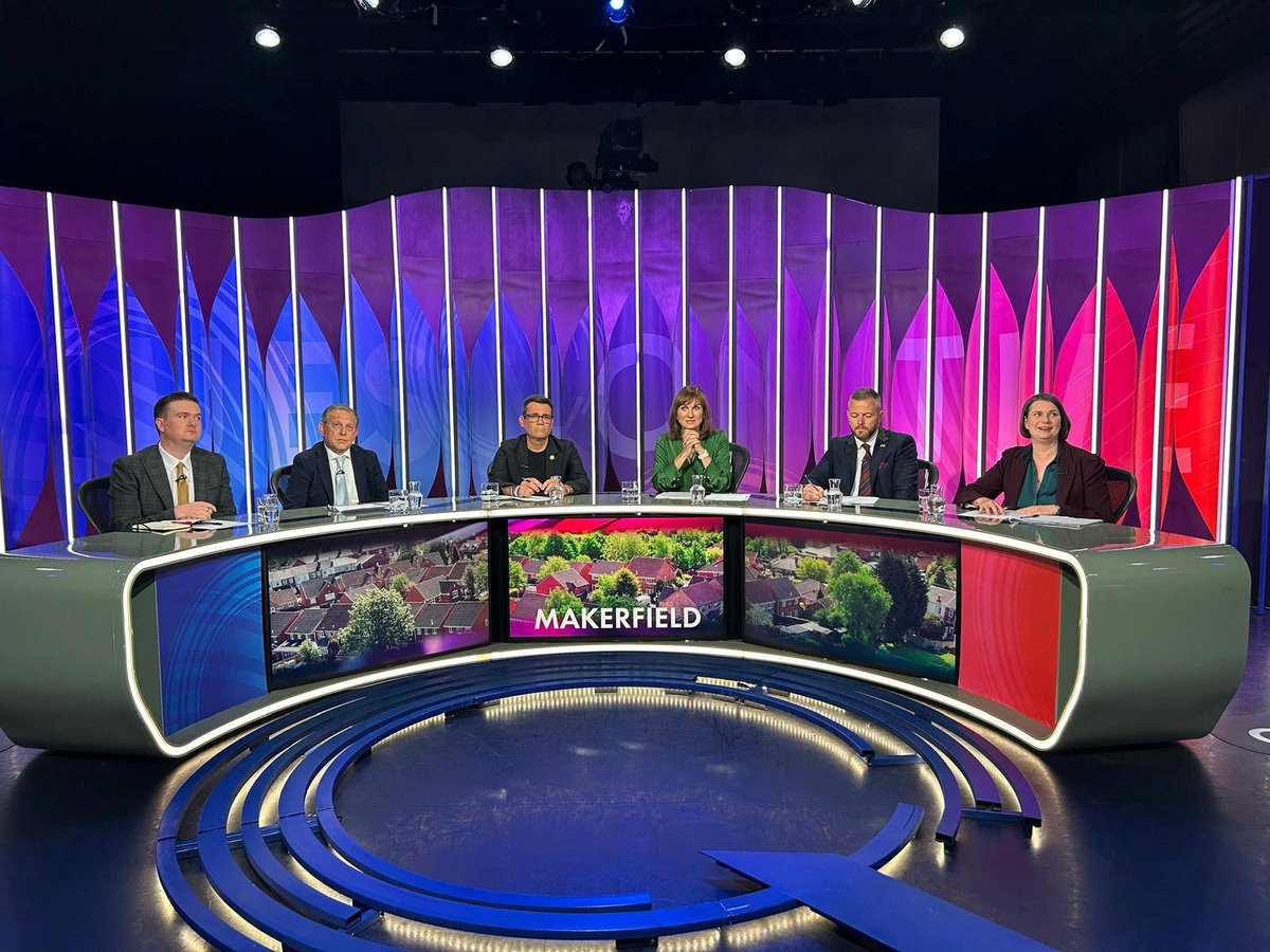 Greater Manchester Mayor Andy Burnham, Michael Winstanley of the Conservative Party, Liberal Democrat Jake Austin, Sarah Wakefield of the Green Party and Robert Kenyon of Reform UK participate in BBC's Question Time, Britain, June 4, 2026.     BBC Question Time/Handout via REUTERS