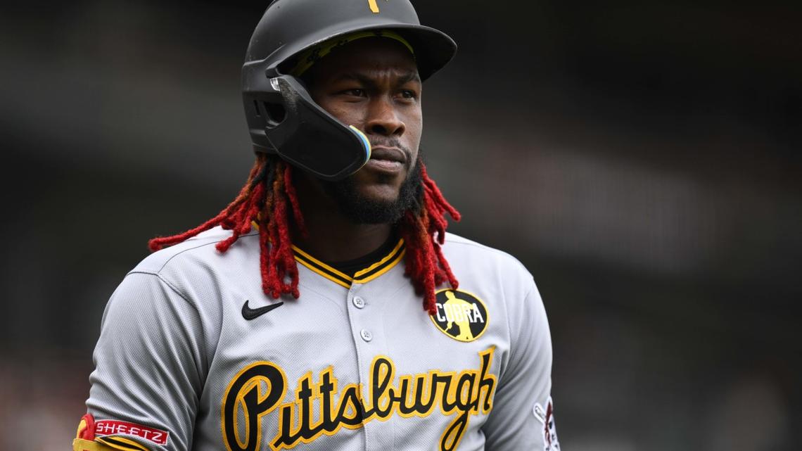 Oneil Cruz 2026 Fantasy Outlook: Betting on 40 Steals and a Batting Average Bounce 