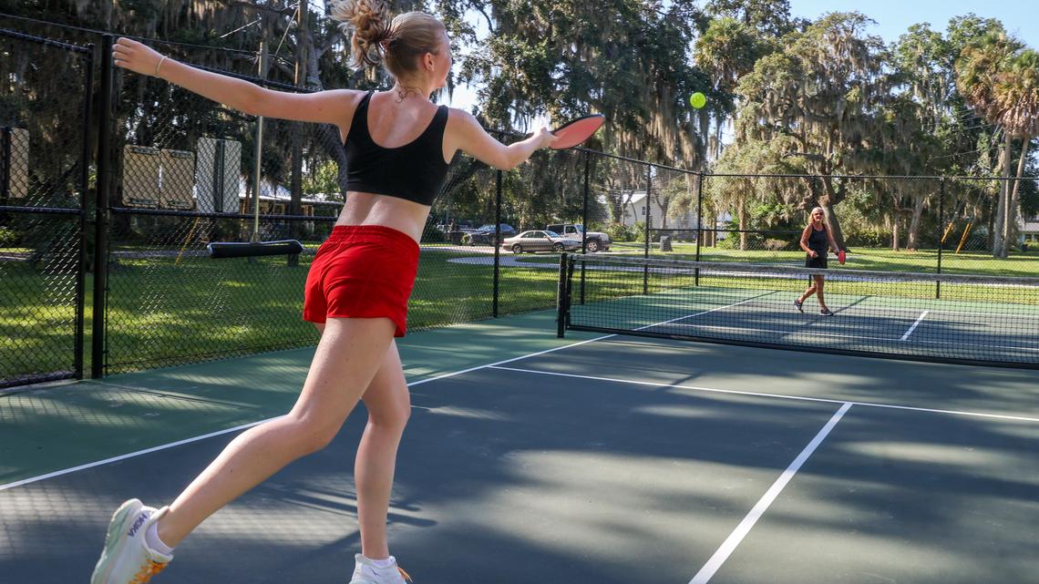 Maxwell: Pickleball popularity dethrones golf tourney for Orlando charity 
