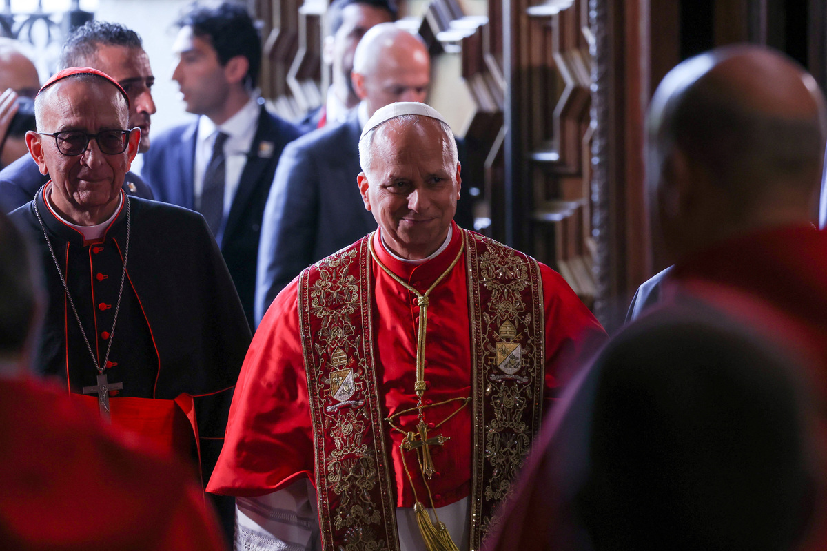 Pope Leo XIV arrives at the Cathedral of the Holy Cross and Saint Eulalia, during his apostolic journey, in Barcelona, Spain, June 9, 2026. REUTERS/Bruna Casas