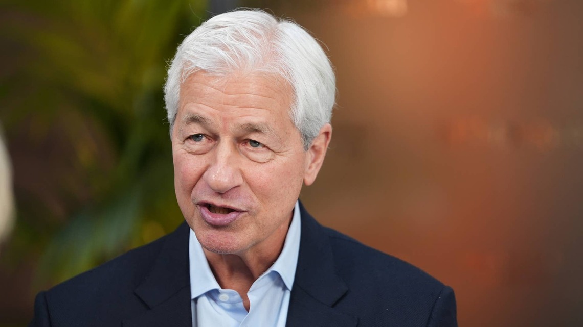 JPMorgan warns investors about AI stocks 