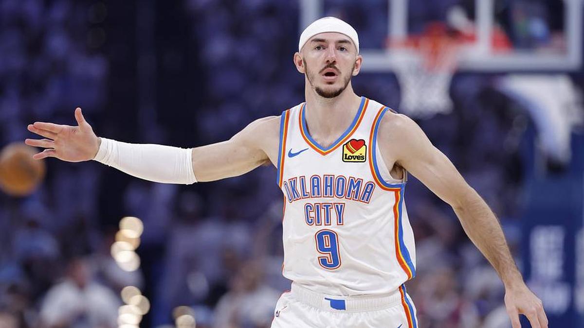  Thunder guard Alex Caruso was held scoreless in Game 4, but re-emerged for 22 points off the bench in Game 5. | Alonzo Adams-Imagn Images 