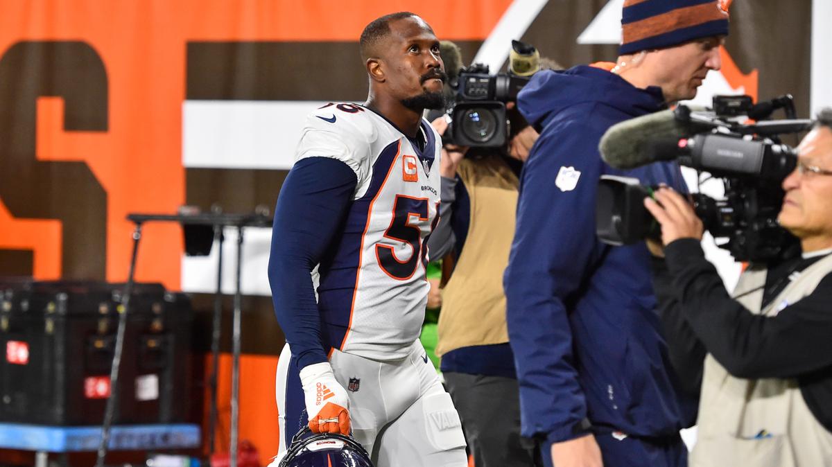 Denver Broncos outside linebacker Von Miller walks off the field after an injury during the first half of the team’s NFL football game against the Cleveland Browns, Thursday, Oct. 21, 2021, in Cleveland. (AP Photo/David Richard)
