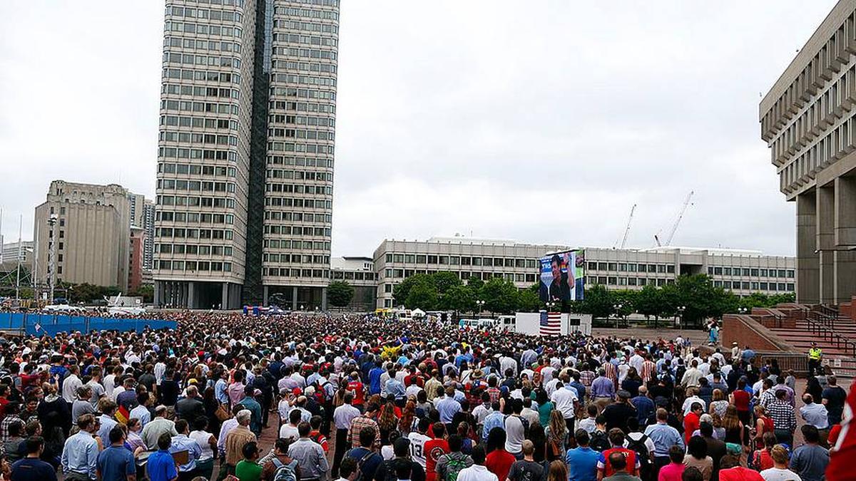  Droves of fans filled City Hall Plaza to watch the USMNT at previous World Cups. | Jessica Rinaldi/The Boston Globe/Getty Images 