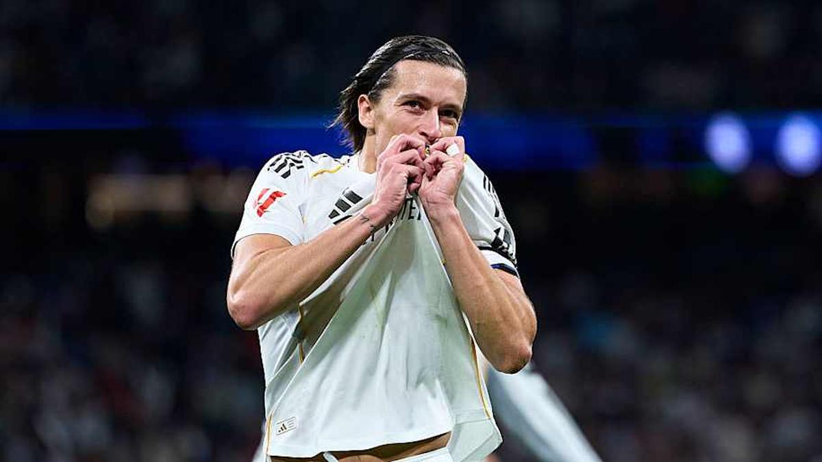  Álvaro Carreras has endured a difficult first season in Madrid. | Diego Souto/Getty Images 