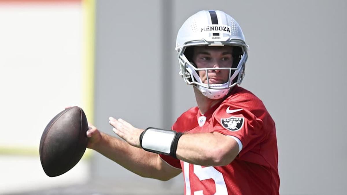  May 2, 2026; Henderson, NV, USA; Las Vegas Raiders quarterback Fernando Mendoza (15) runs through a drill during a Rookie Minicamp at Intermountain Health Performance Center. Mandatory Credit: Candice Ward-Imagn Images | Candice Ward-Imagn Images 