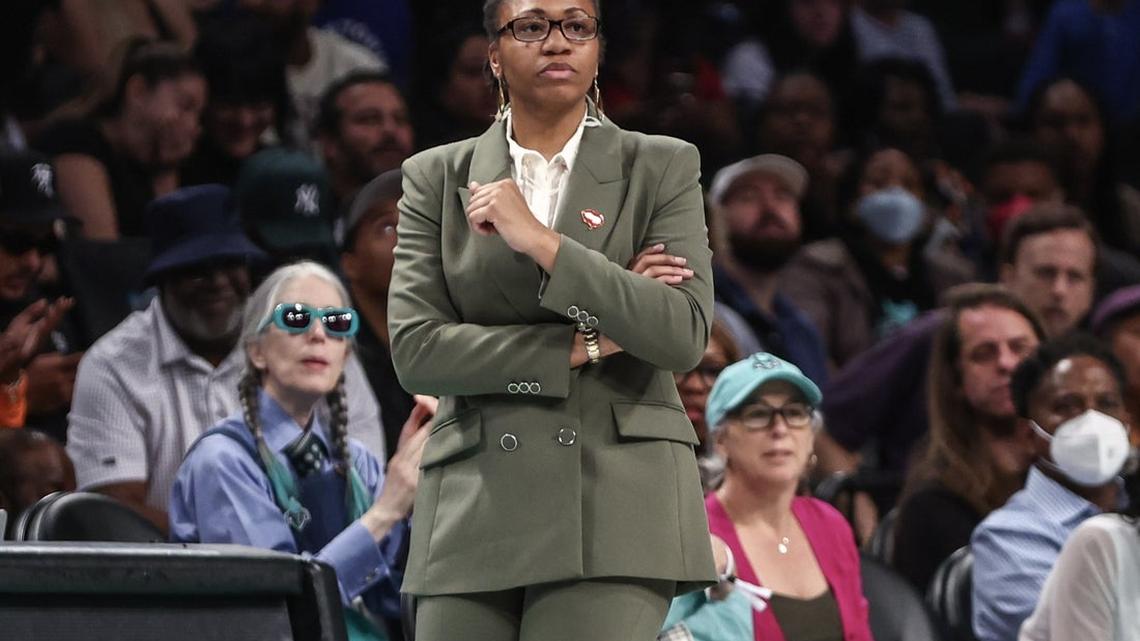 Reports: Penn State hiring Tanisha Wright as coach 