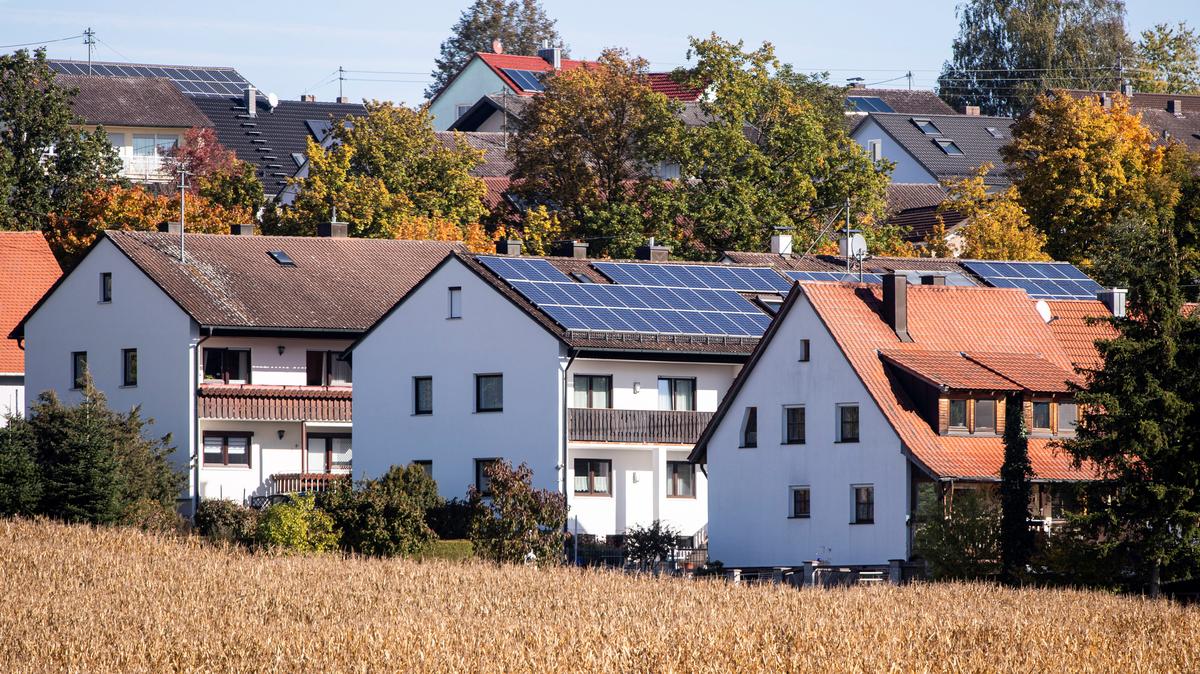 Photovoltaic panels are seen on the roofs of buildings located in Mainburg, north-west of the Bavarian capital Munich, Germany, October 20, 2021. REUTERS/Lukas Barth