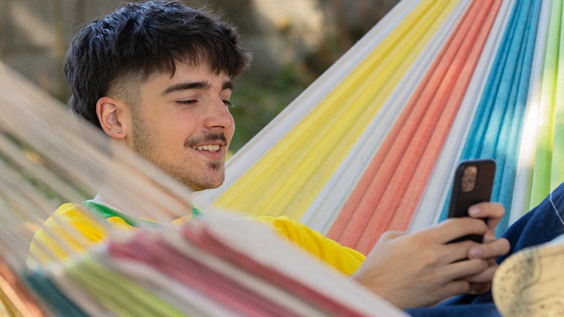 5 ways to automate your finances while you travel 