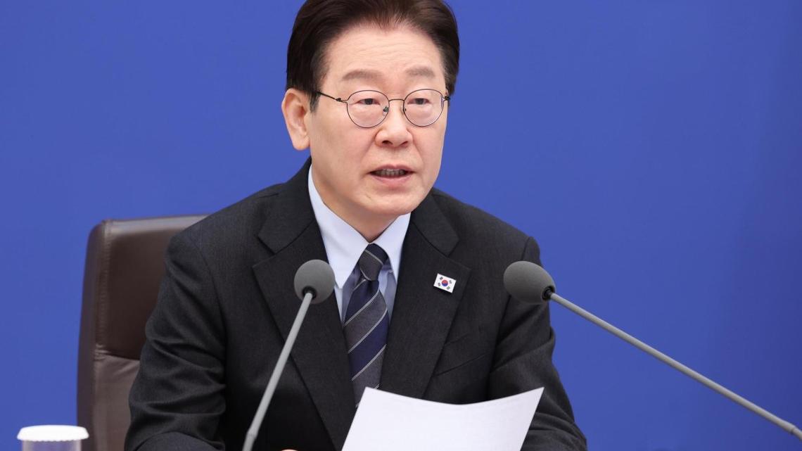 Lee expresses regret over drone flights by individuals into N. Korea 